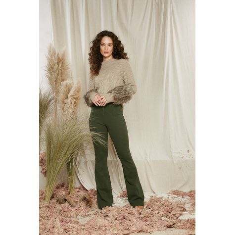 Calça Flare Descansar