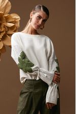 blusa-de-moletom-com-manga-bordada-de-croche