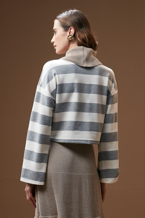 blusa-de-moletom-listrada-gola-alta