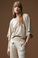 blusa-de-moletom-oversized-manga-morcego