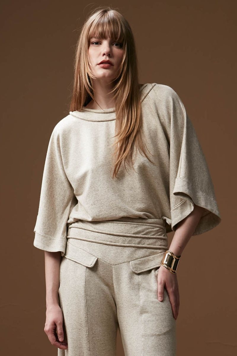 blusa-de-moletom-oversized-manga-morcego