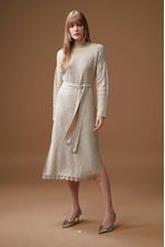 VESTIDO-MIDI-DE-TRICO