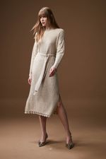 VESTIDO-MIDI-DE-TRICO