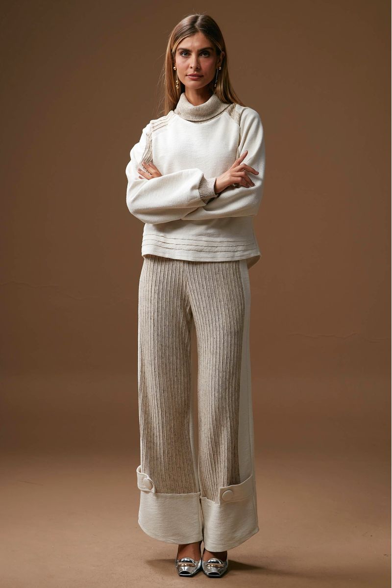 calca-pantalona--confortavel-de-moletom-com-detalhe-em-trico-feminina