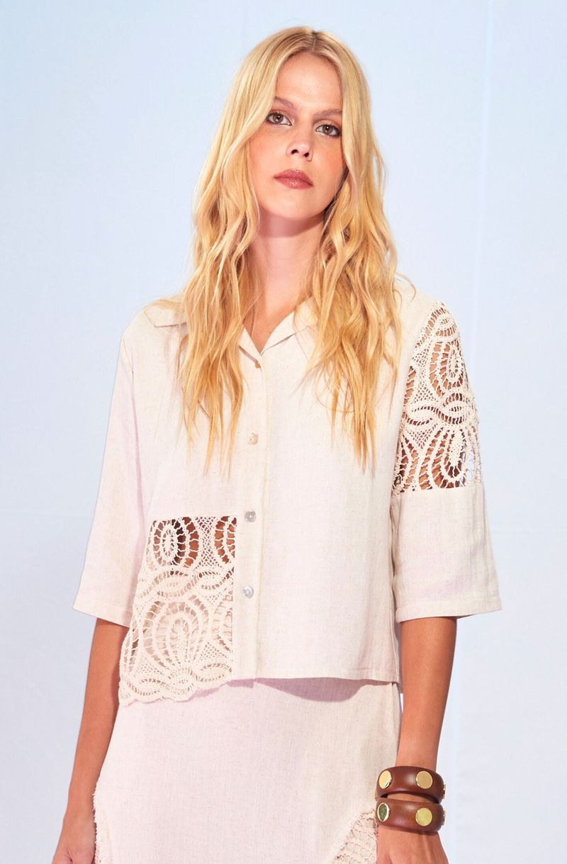 Camisa-de-Viscolinho-com-Aplicacao-em-Croche---