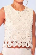 Cropped-de-Viscolinho-com-Aplicacao-de-Renda-Rendeira---