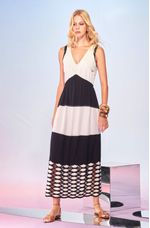 Vestido-Longo-com-Barrado-de-Trico-Preto-e-Branco-Pietra--