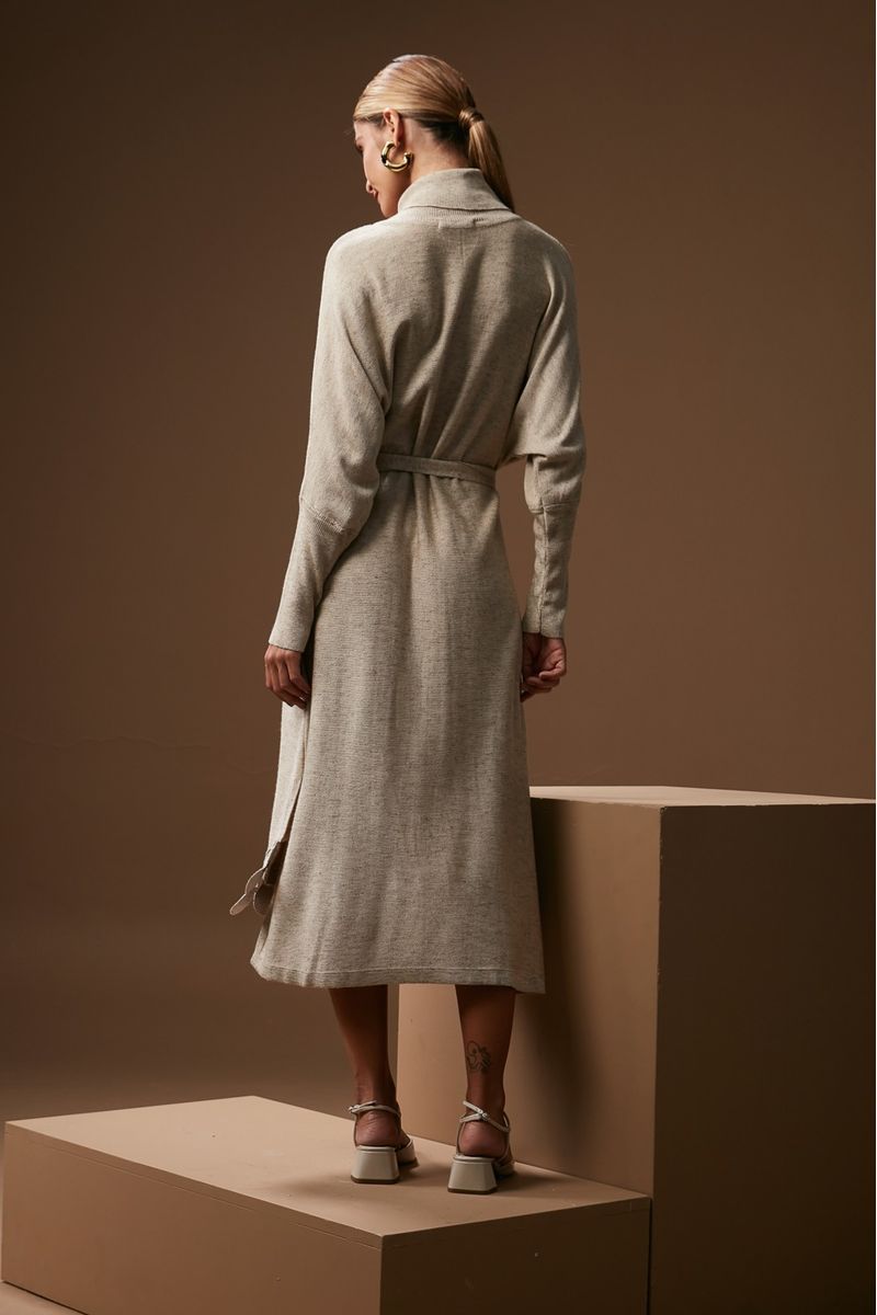 Vestido-de-Trico-com-barrado-bordado-Rodelas---