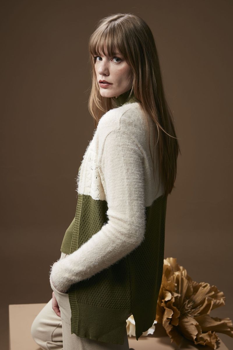 Cardigan-de-Trico-com-Mix-de-Pontos-Flores-e-Frutos-