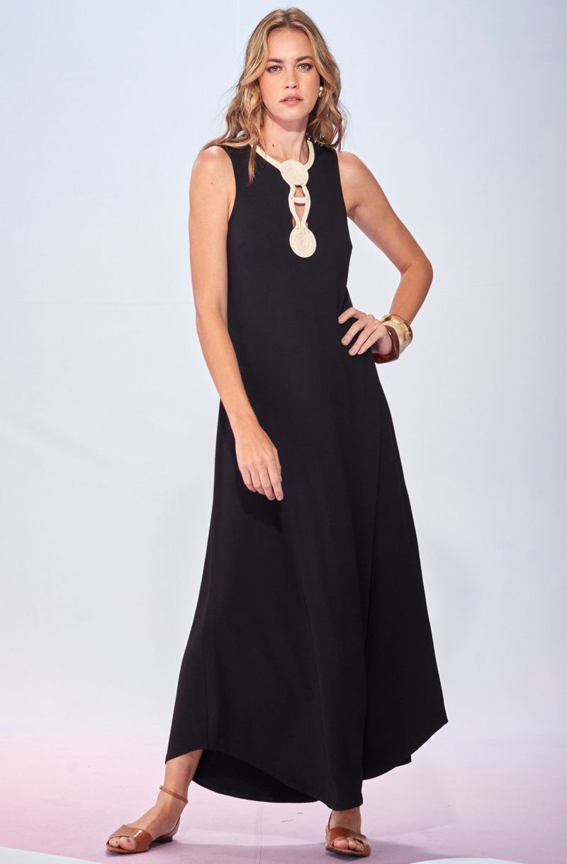 Vestido-Longo-Amplo-de-Malha-com-Bordado-Tamiris--
